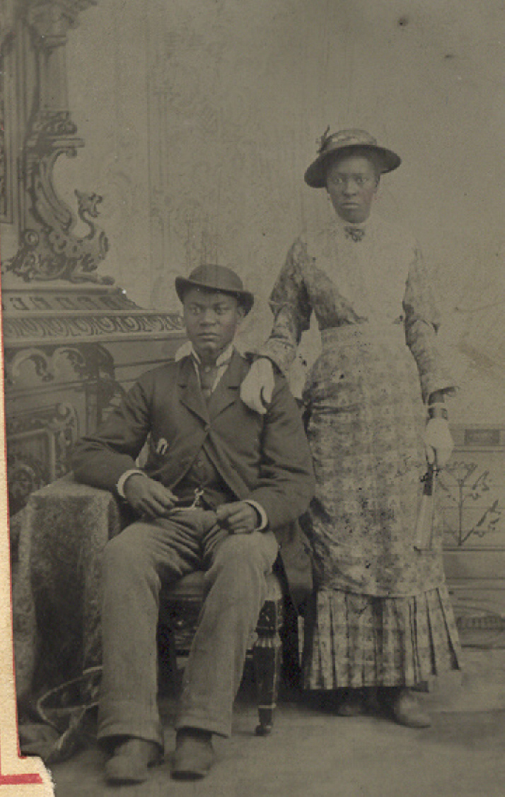 robertweaverandmarypettiford2.jpg (419617 bytes)